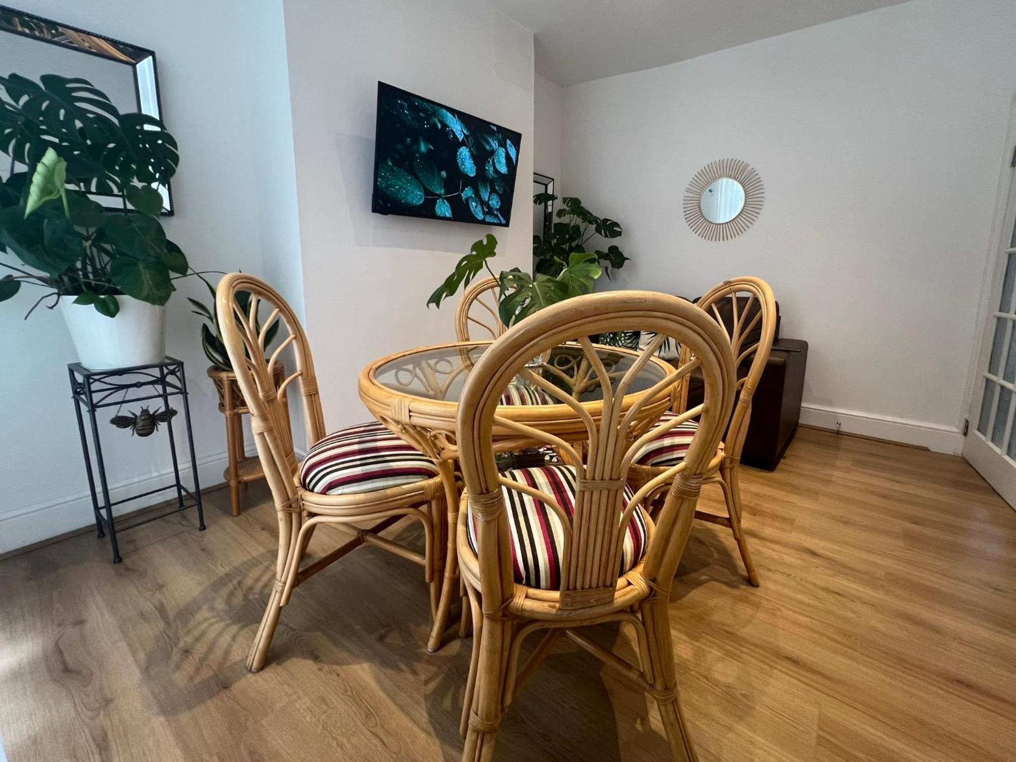 2025 Award Winner Liverpool Cherry House - 4 Bedrooms Екстер'єр фото
