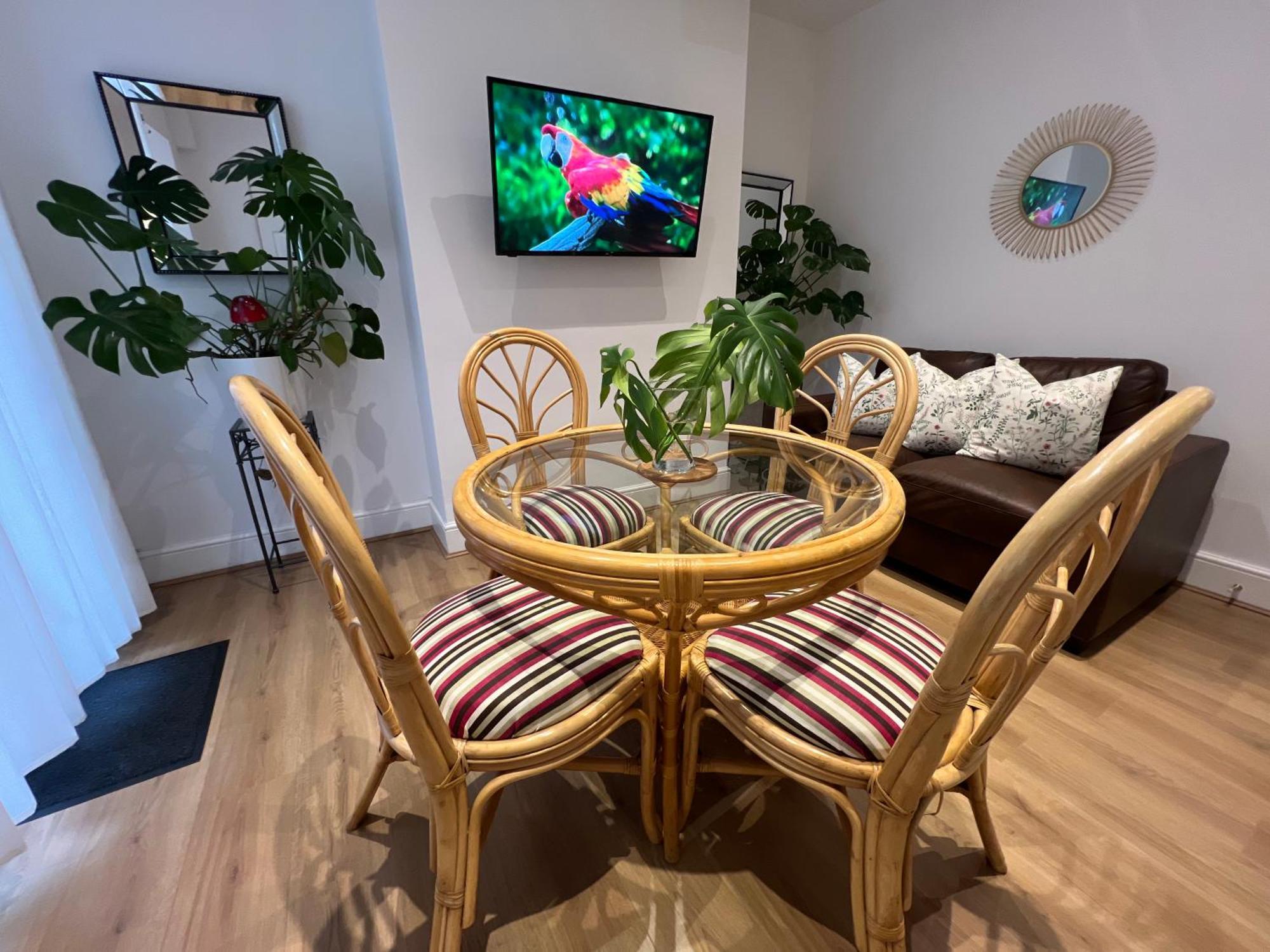 2025 Award Winner Liverpool Cherry House - 4 Bedrooms Екстер'єр фото